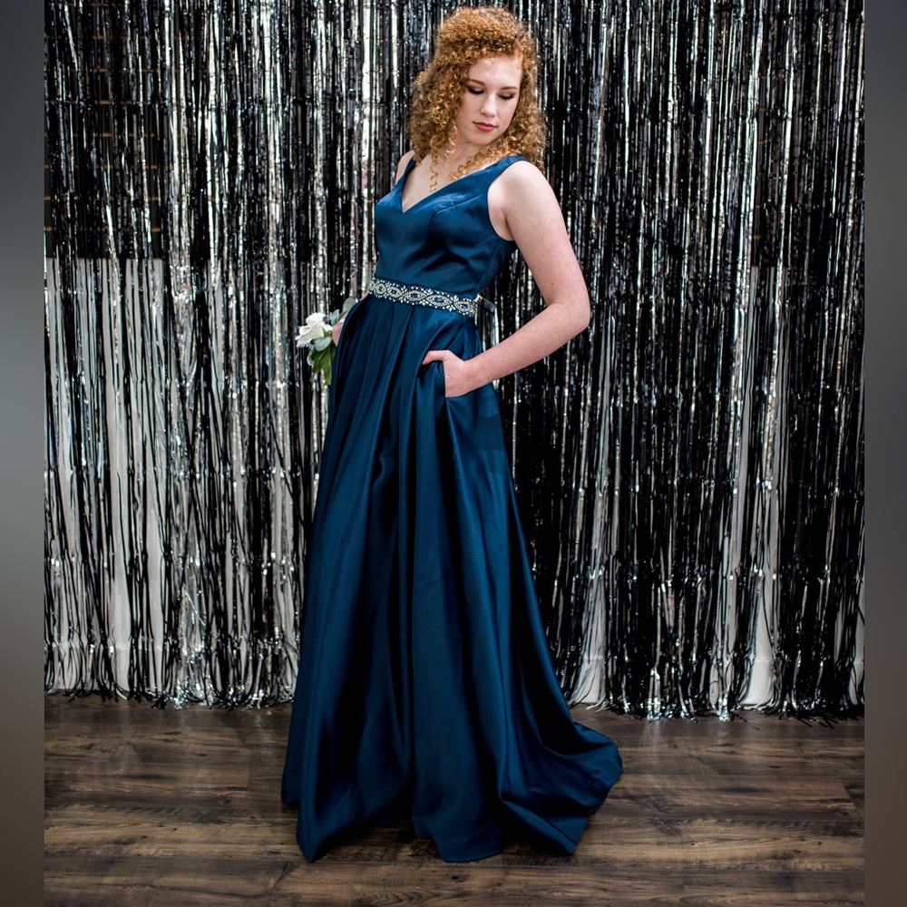 A Line tank top prom dress with beaded belt and pockets- Dave and Johnny size 8